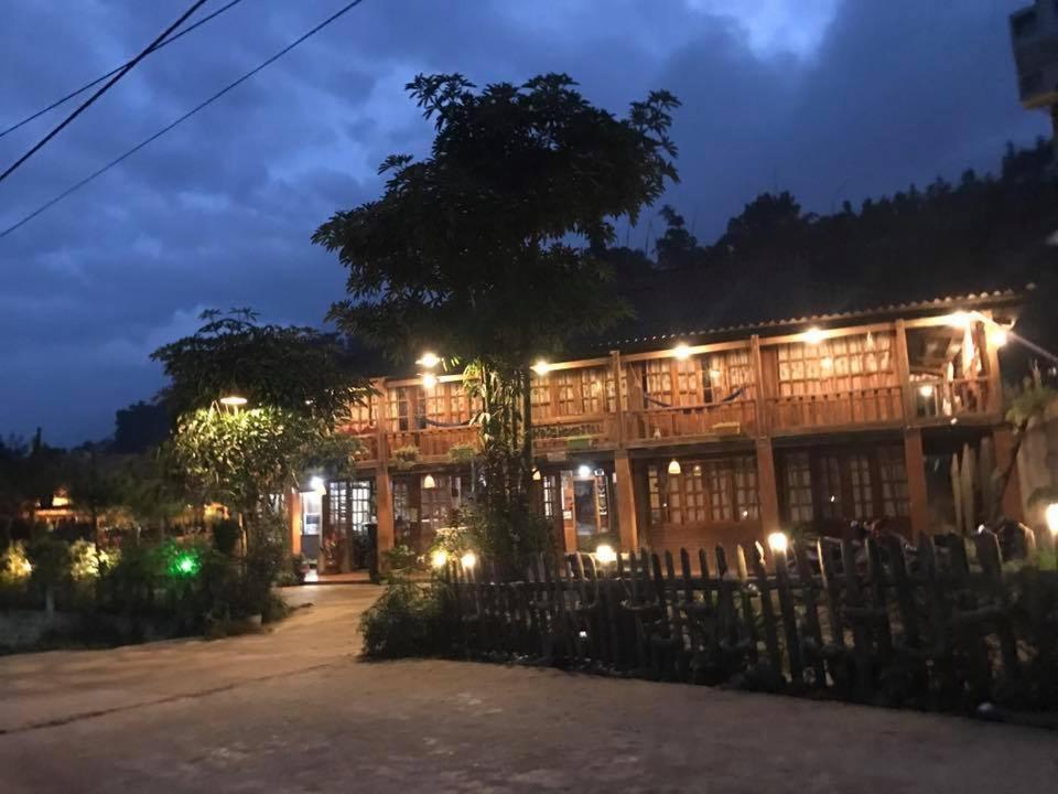 Anh Duc Homestay Sa Pa Exterior photo